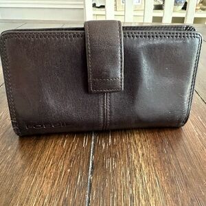Fossil wallet + check cover